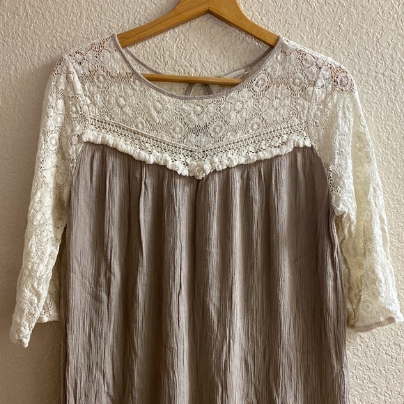 ALTAR’D State tan and cream crepe and lace boho 3/4 sleeve mini dress - Picture 2 of 9